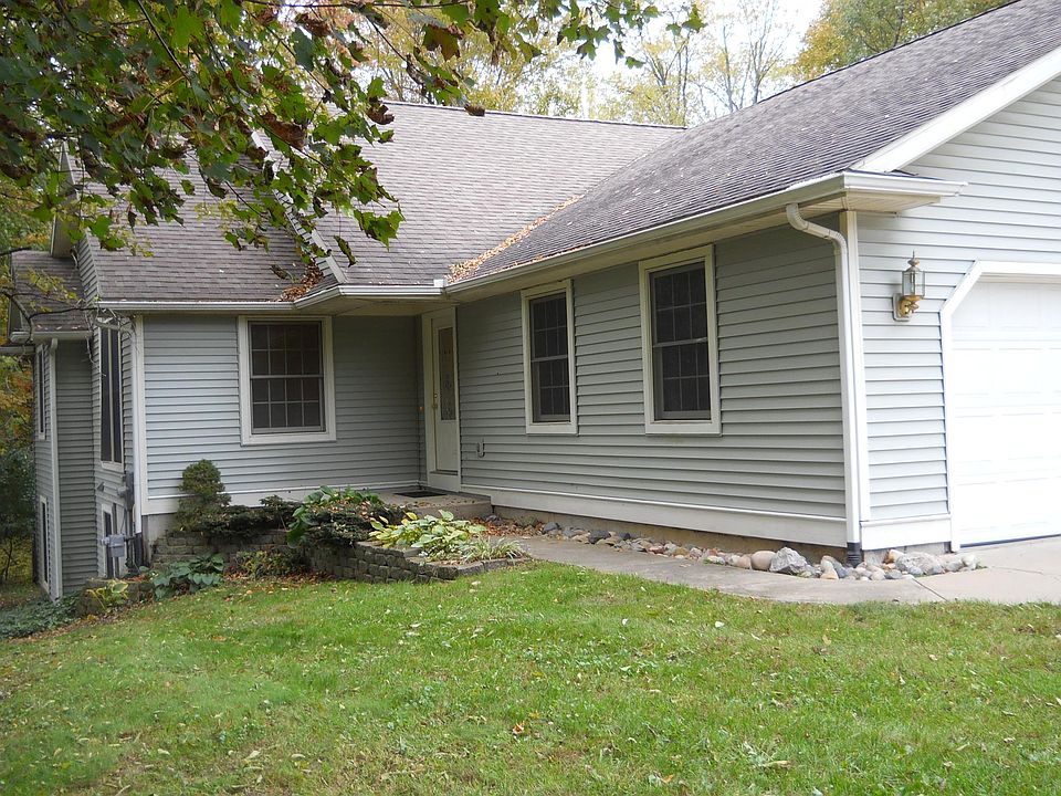1st image of 2352 Alamo Ave