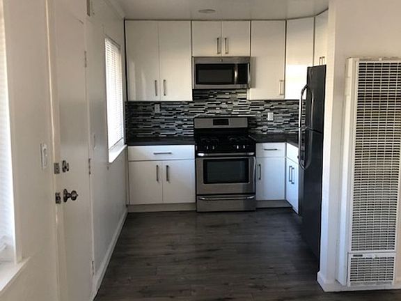 4th image of 1523 8th Ave APT I