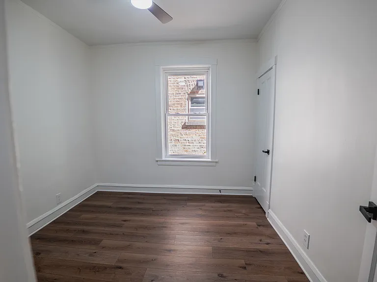 5737 N Washtenaw Ave #1 — Photo 10