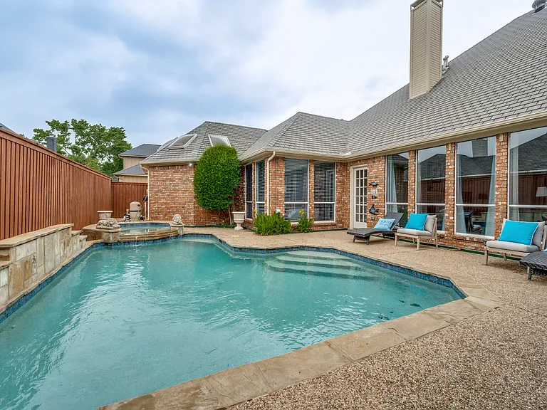 4605 Adrian Way — Photo 12