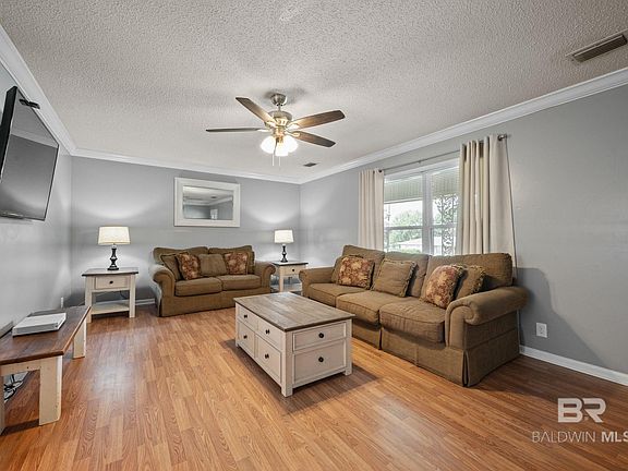 5th image of 45716 Ann Ave