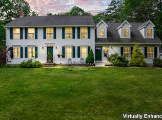 53 Sullivan Farm Dr, Rochester, NH 03868