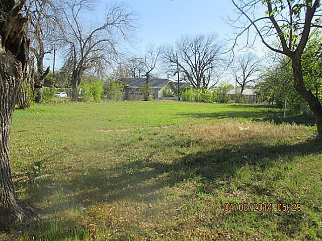 1st image of 1309 8th St