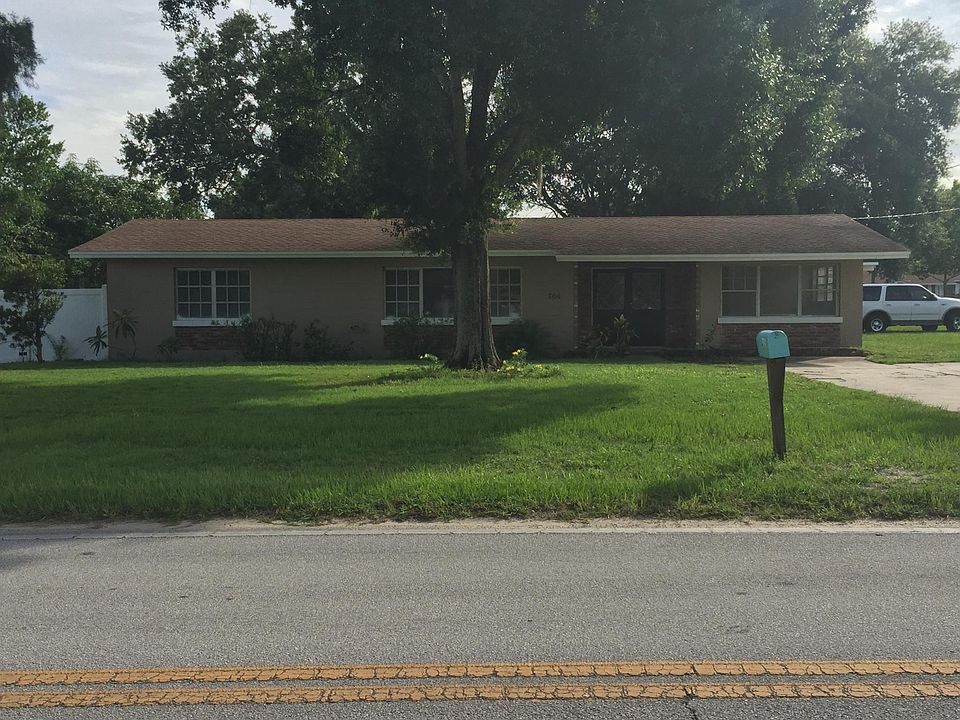 1st image of 704 E Eagle Ave