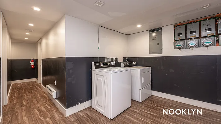 Rented by Nooklyn NYC LLC | media 29