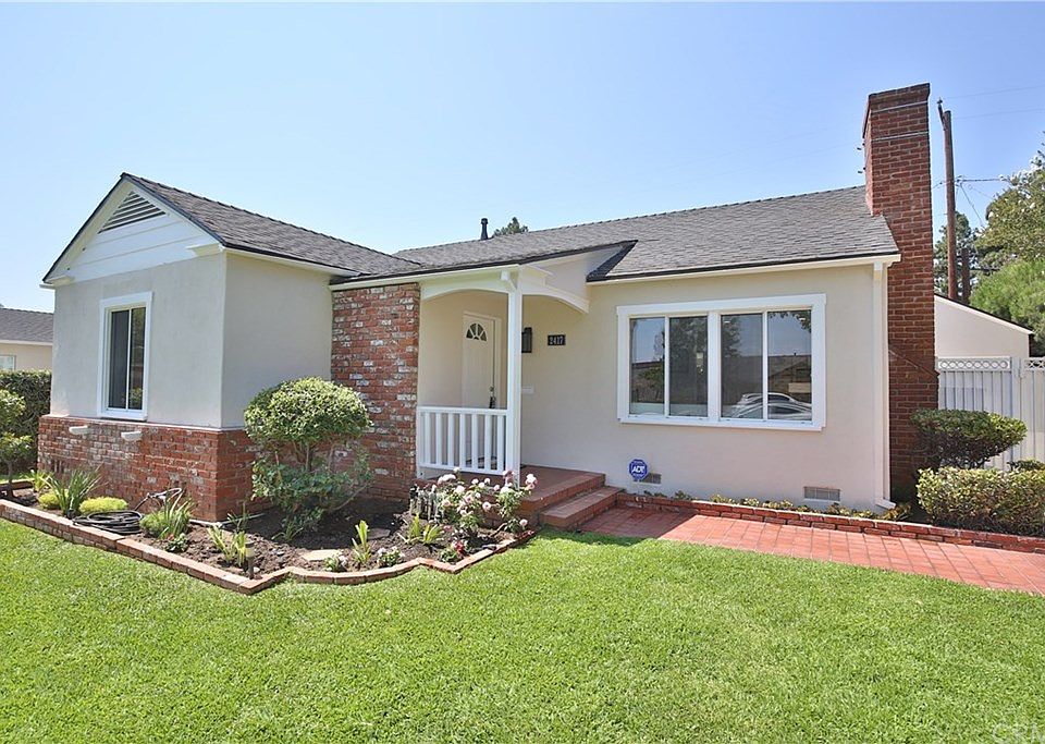 1st image of 2417 Hathaway Ave