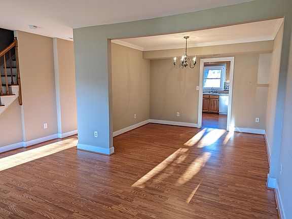 2nd image of 903 London Company Way #903