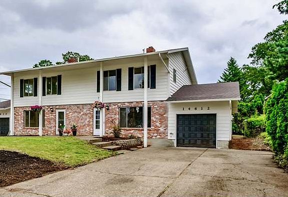 3rd image of 14610 SE Woodland Way