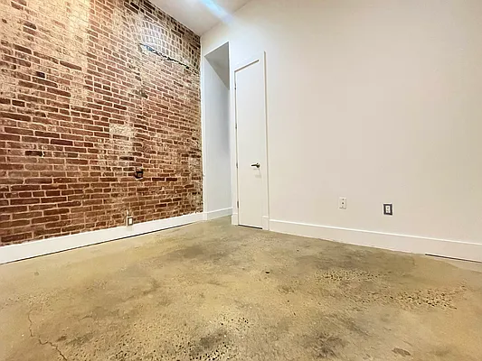 Rented by Native Real Estate LLC | media 7