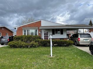 27304 Terrell St, Dearborn Heights, MI 48127