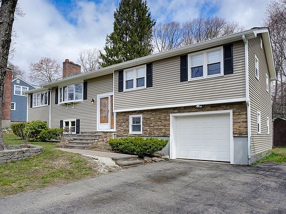 2nd image of 20 Wildwood St