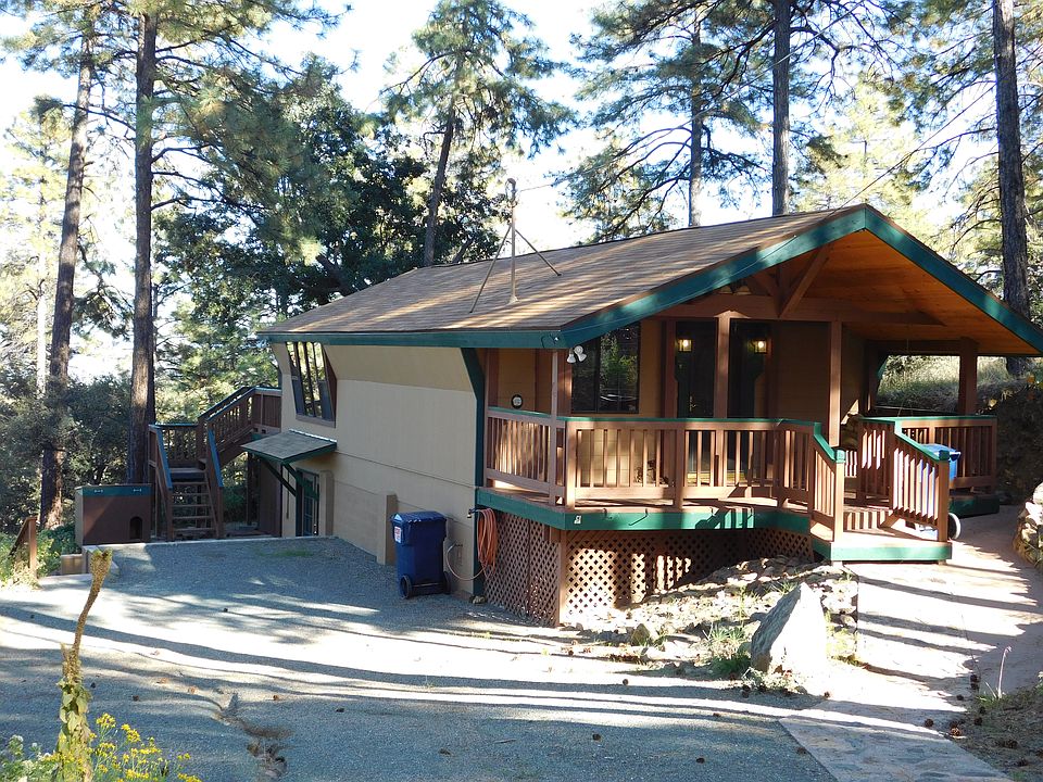 1st image of 1031 N Skyline Dr
