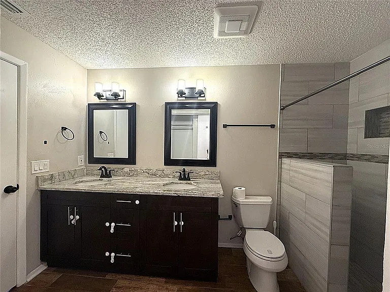 2042 Shadow Pine Dr — Photo 18