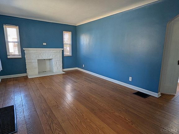 3rd image of 6656 Plainfield Rd