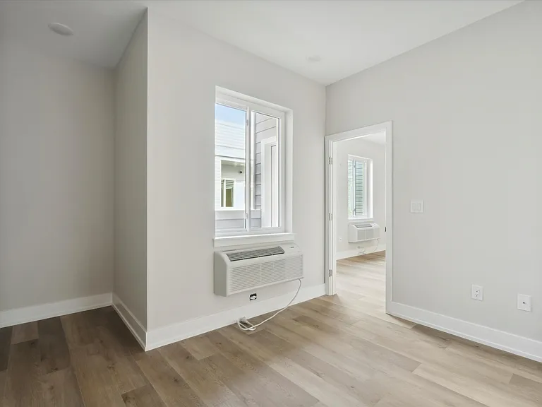 2105-1 Germantown Ave #13 — Photo 3
