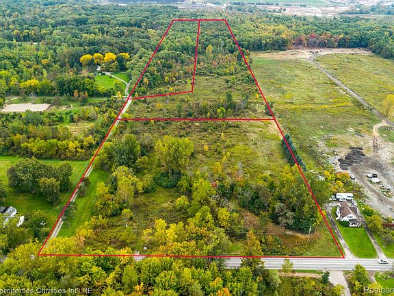 3rd image of 7 Mile Rd