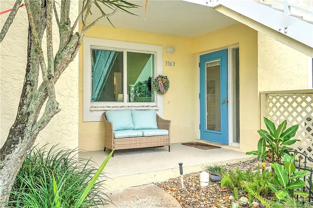 2 bed, 2.0 bath, 873 sqft, $1,800 — Photo 4