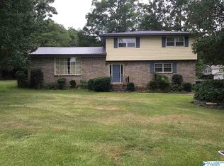 400 Lenford Ave, Glencoe, AL 35905