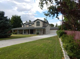 3075 S Tumbleweed Rd, Bishop, CA 93514