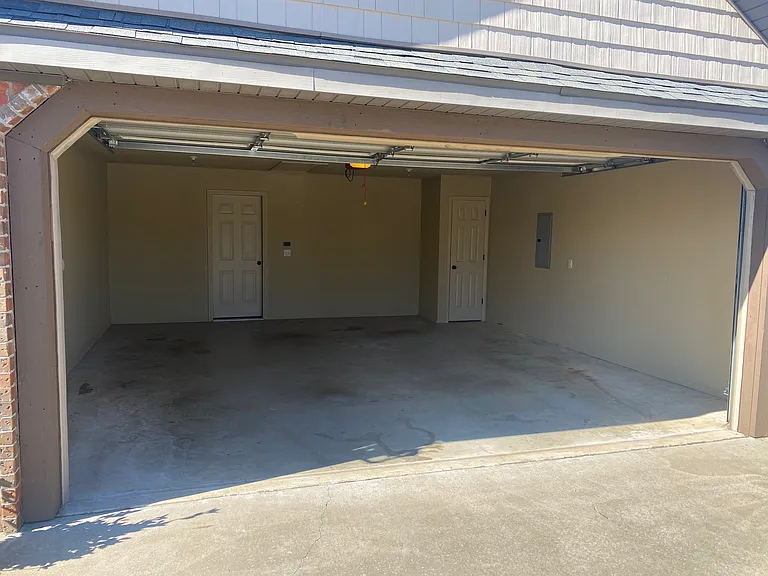 450 Remson Ln — Photo 27