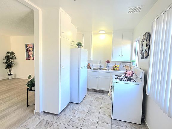 5th image of 2185 Sepulveda Blvd APT D