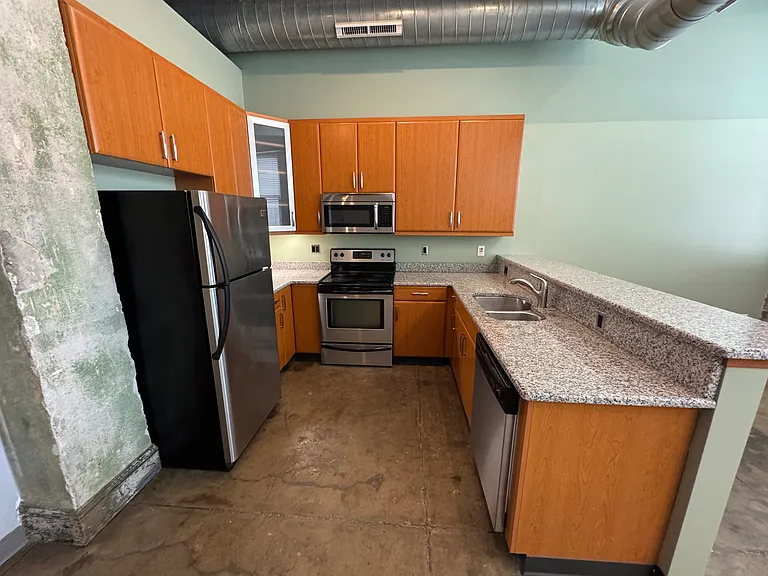 1104 Prospect Ave E #204 — Photo 6