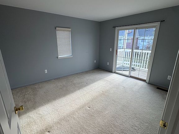 5th image of 5427 Twin Oaks Dr