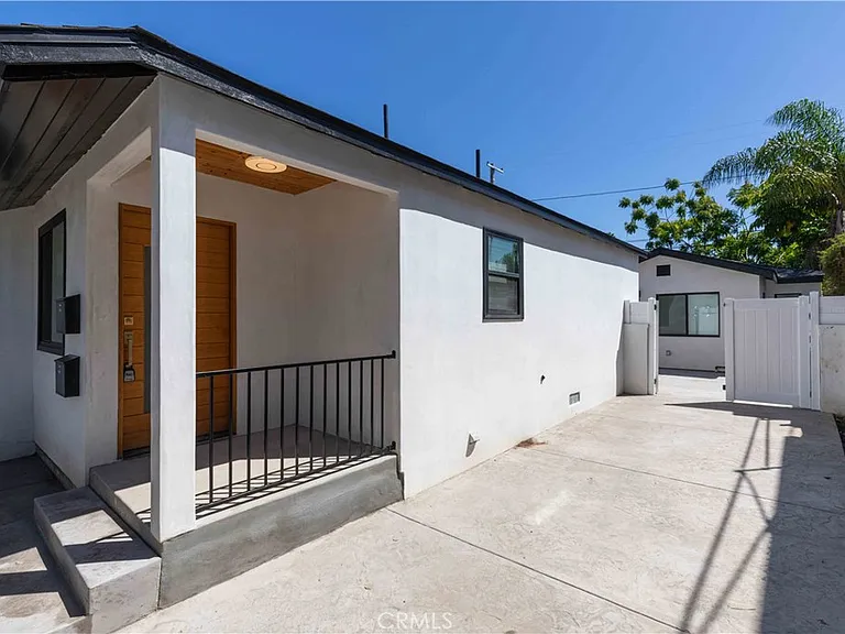 8006 Glider Ave — Photo 8