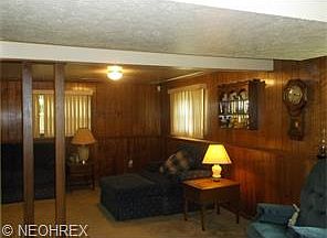 5th image of 4350 Hilltop Dr