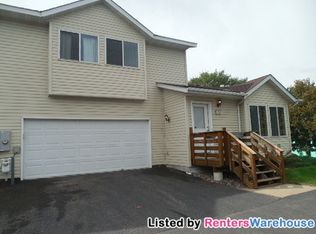 8 Oak Rd, Circle Pines, MN 55014