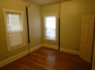 20 Oxford St #1, Somerville, MA 02143