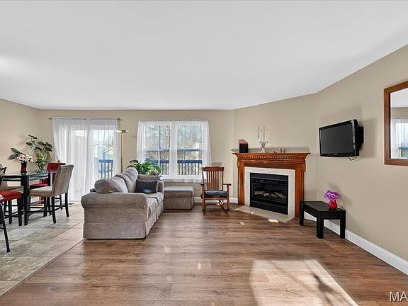 4th image of 11934 Autumn Lakes Dr