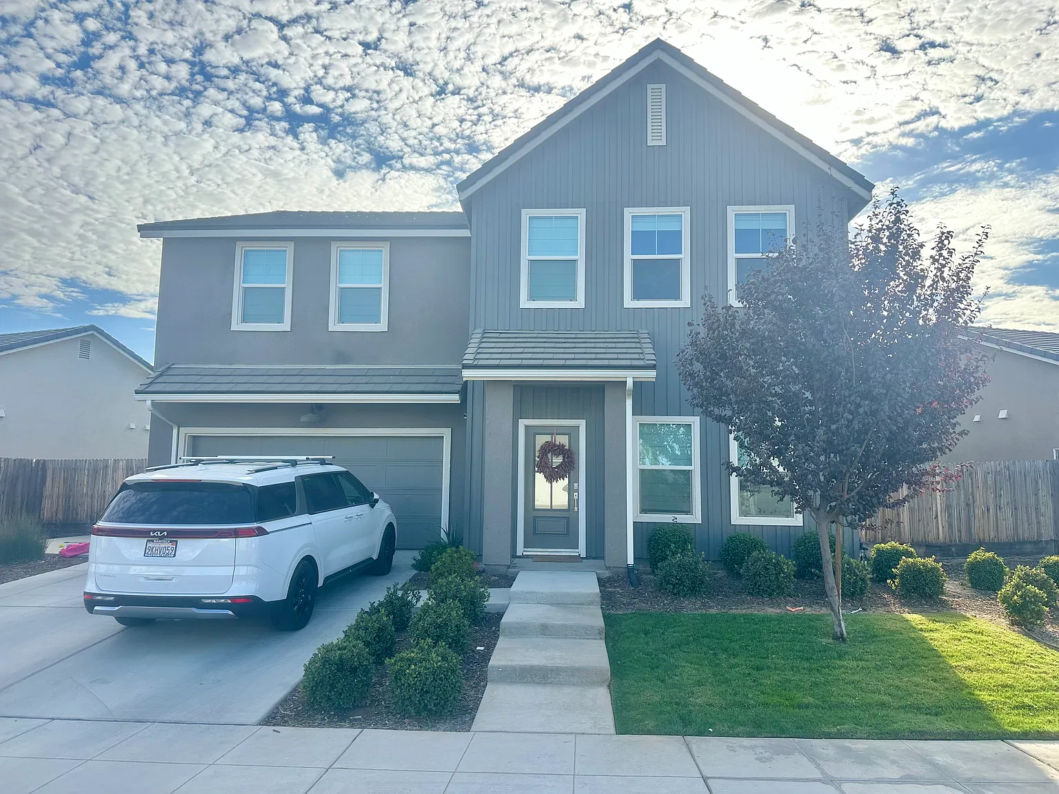 5 bed, 2985 sqft, $3,250 — Photo 2