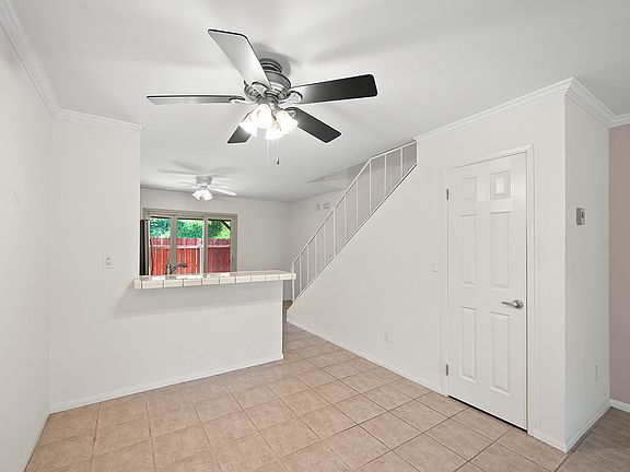 5th image of 6690 Bell Bluff Ave