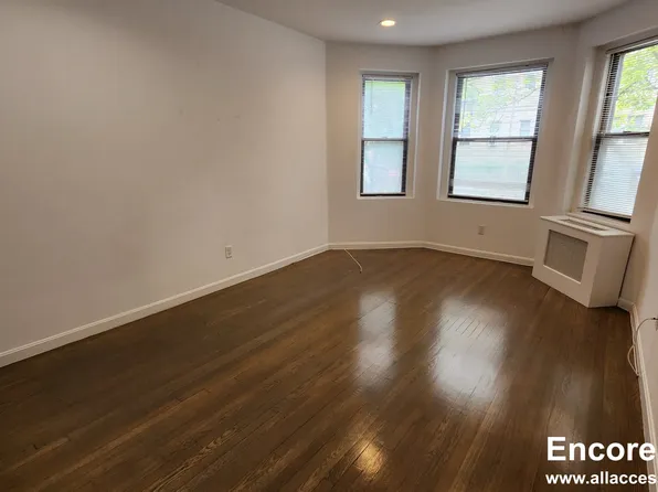 30 Peterborough St, Boston, MA