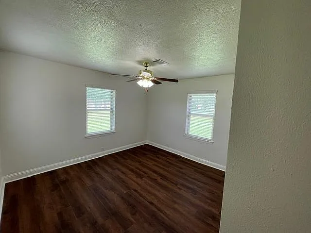 1805 Wycliffe Dr — Photo 12