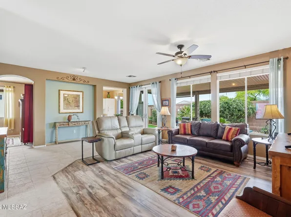 9314 N Desert Mist Ln, Tucson, AZ 85743