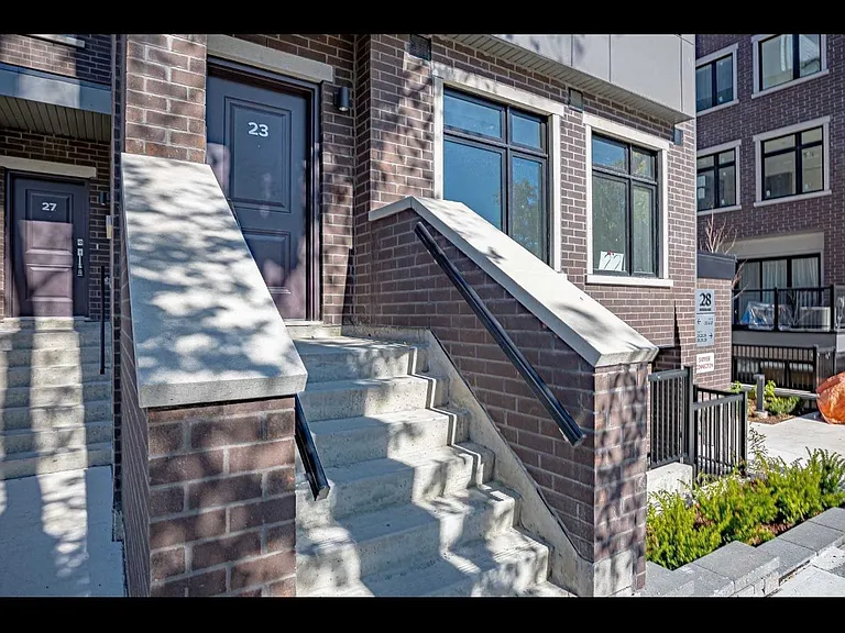 28 Marina Ave #23 — Photo 2