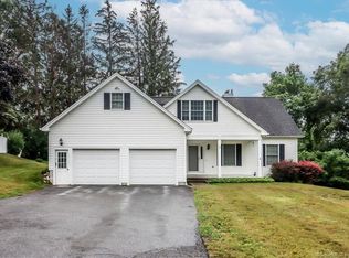 7 Kevin Dr, Danbury, CT 06811