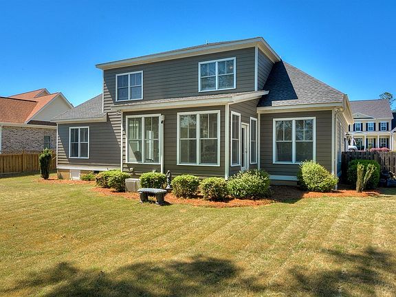 3rd image of 2110 Fothergill Dr