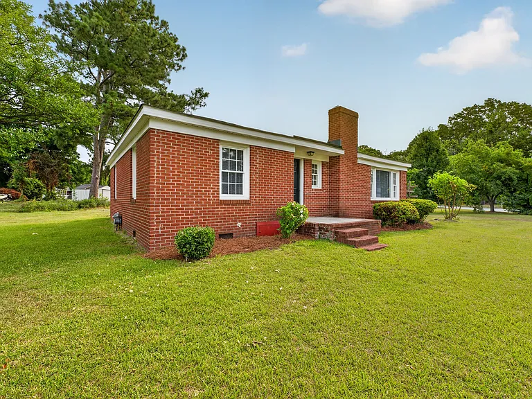 2813 Jackson Dr — Photo 36