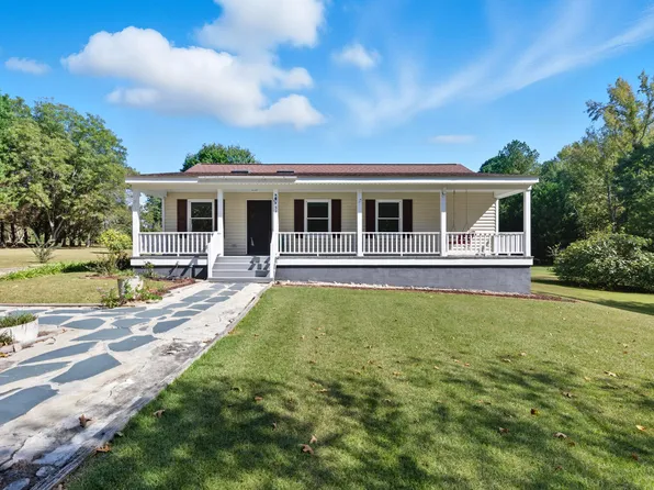 53 Flat Rock Dr, Louisburg, NC 27549