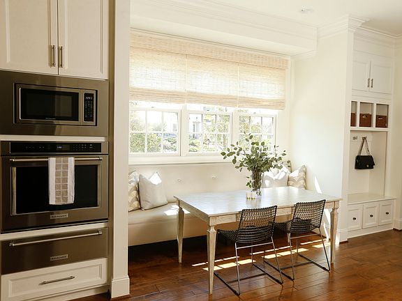 2nd image of 6402 Glen Cove Pl
