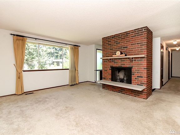 5th image of 6110 45th Street Ct W