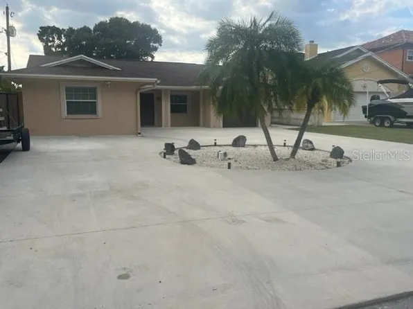 4410 Waltham Dr, Tampa, FL 33634