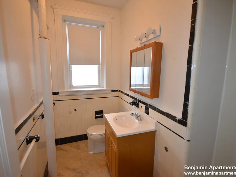 1810 Commonwealth Ave #17 — Photo 15