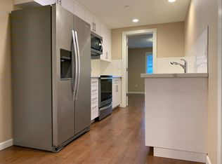 2334 NW Westover Rd #C, Portland, OR 97210