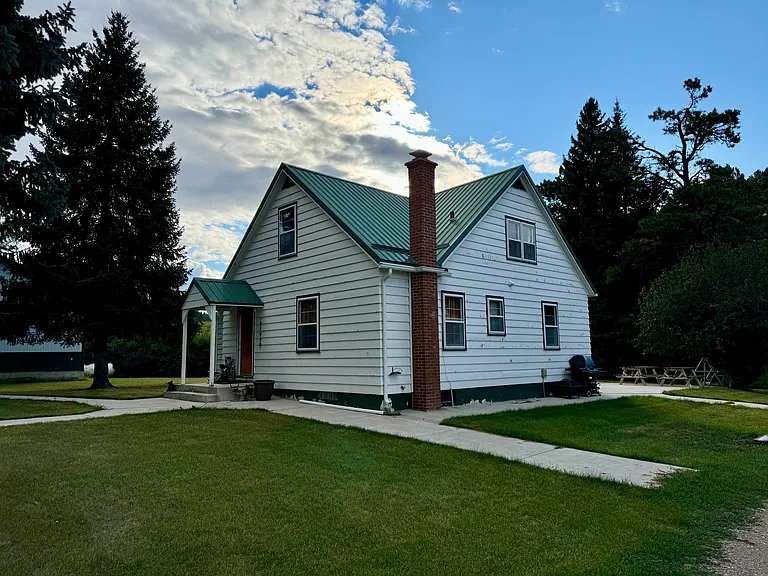 3256 Hanson Creek Rd — Photo 1