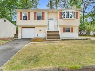 140 Marne Rd, Hopatcong, NJ 07843