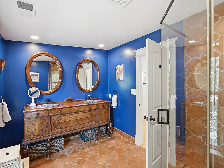 1008 Shepherd St NE — Photo 13
